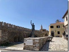 medieval harbour statue